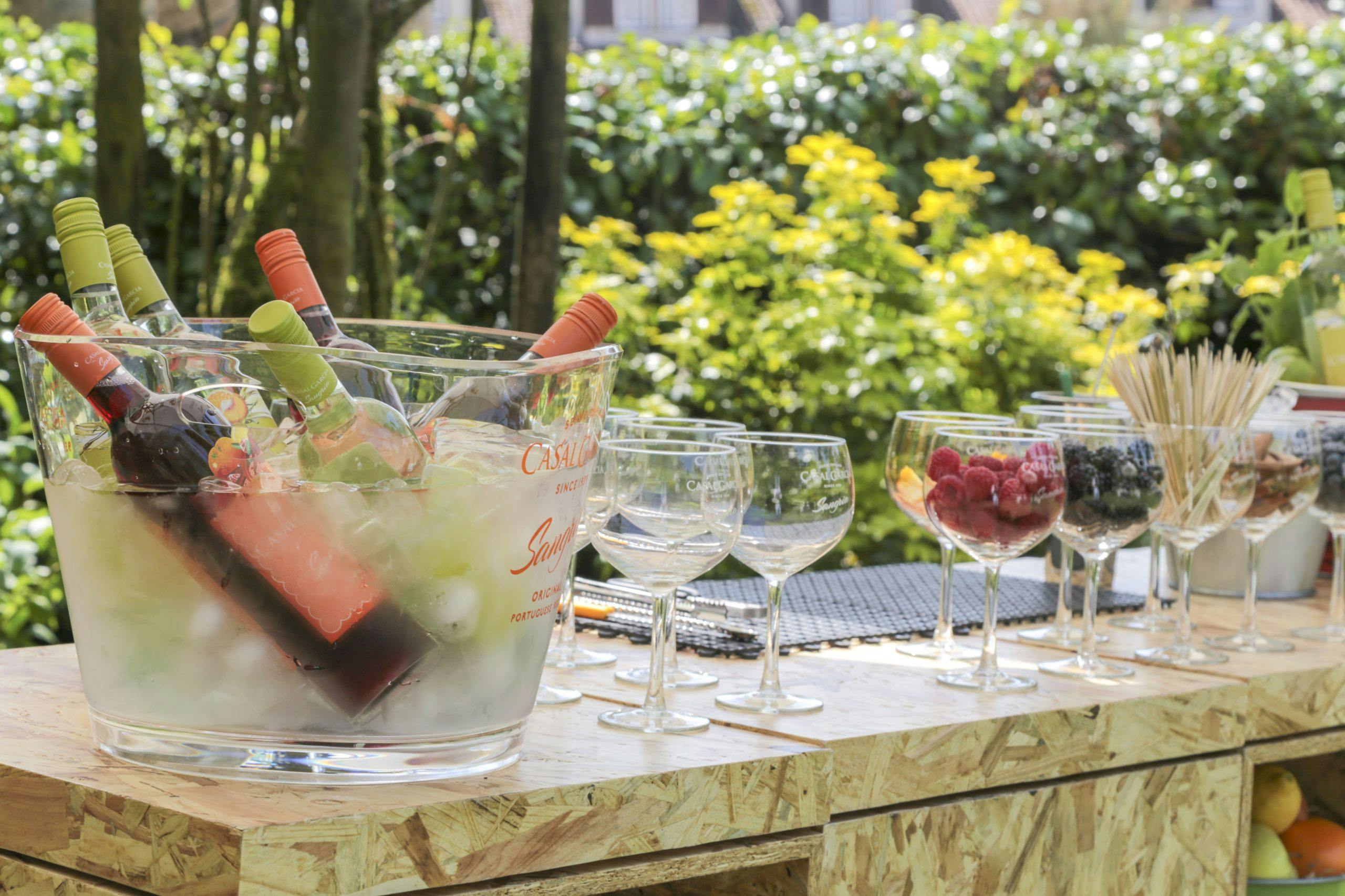 Det er noe du helst ikke tillater deg i selskap med vinfolk. sangria